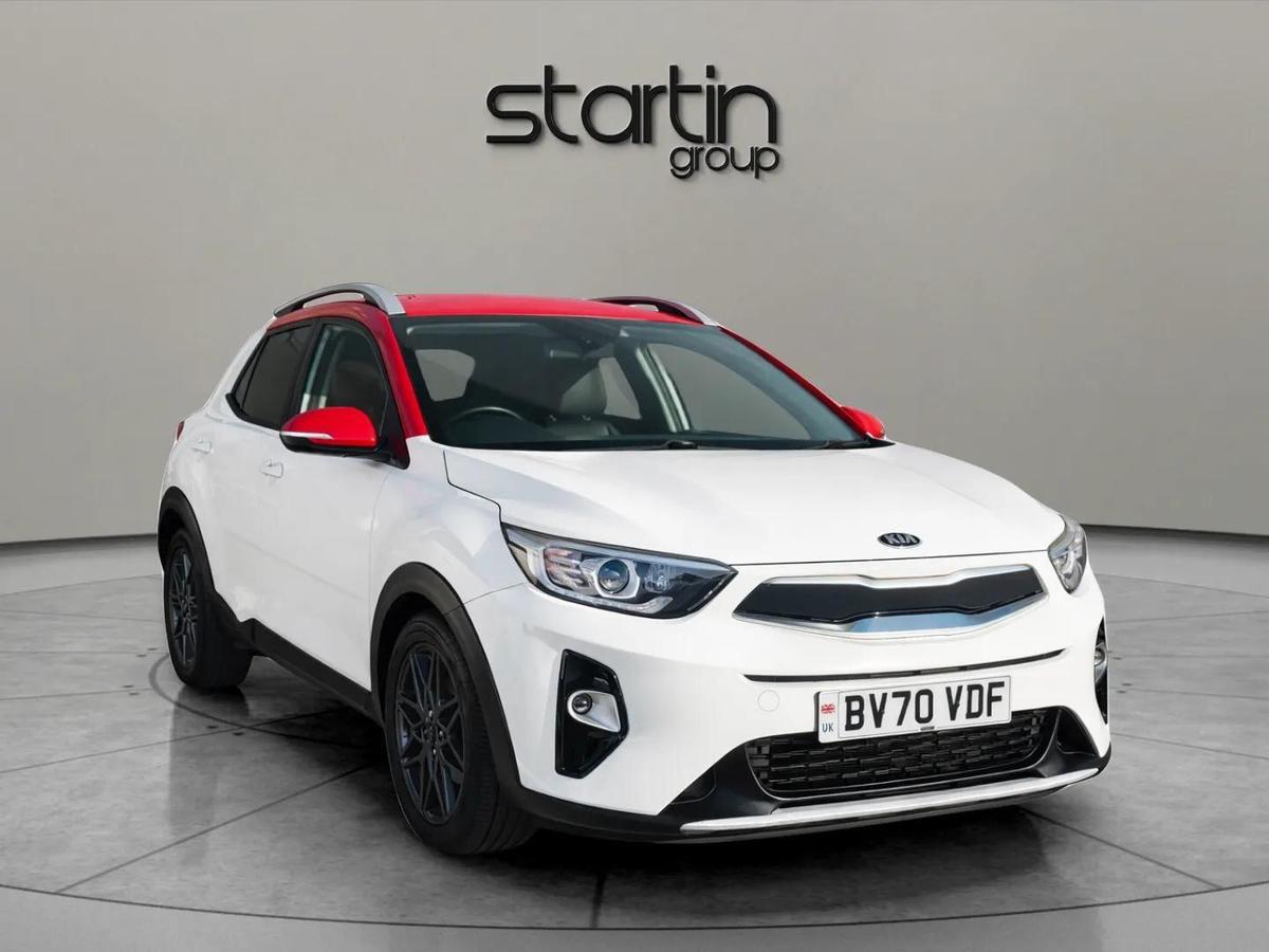 Main listing image - Kia Stonic