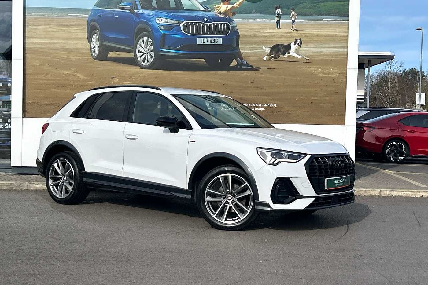 Main listing image - Audi Q3