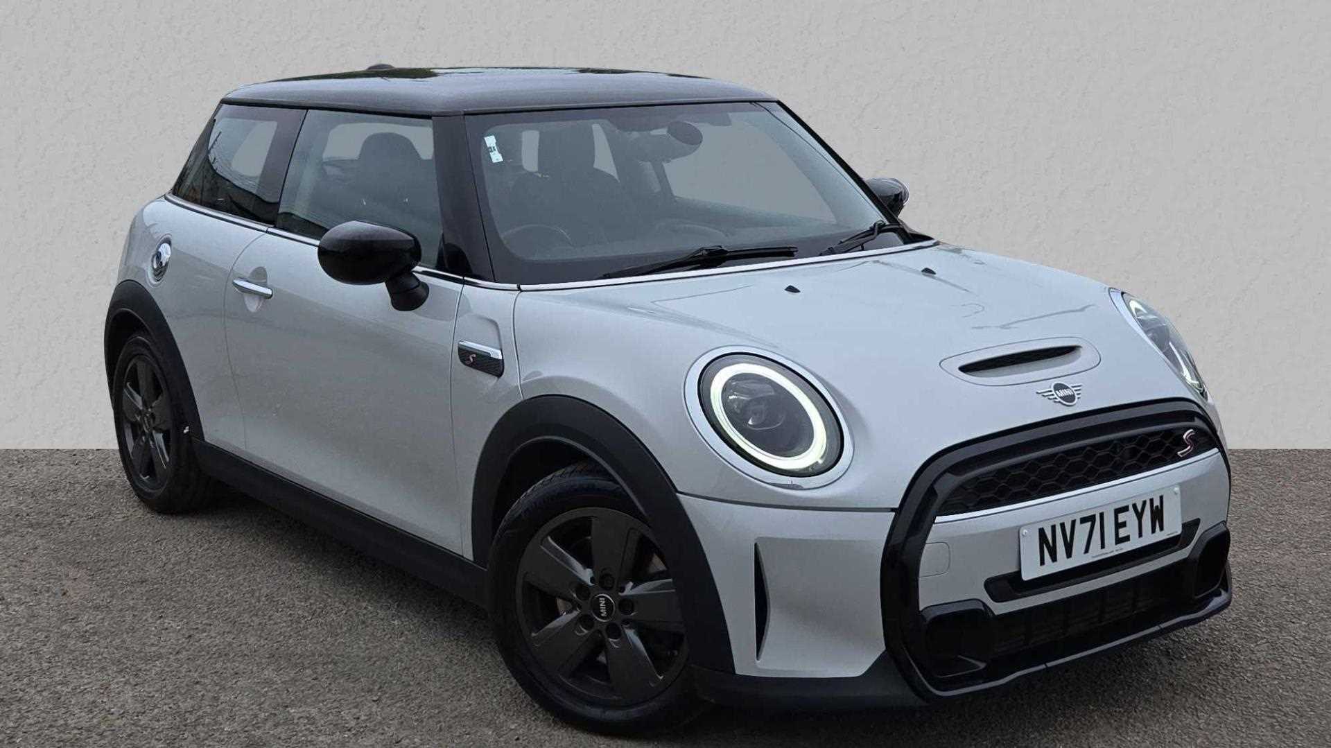Main listing image - MINI Hatchback
