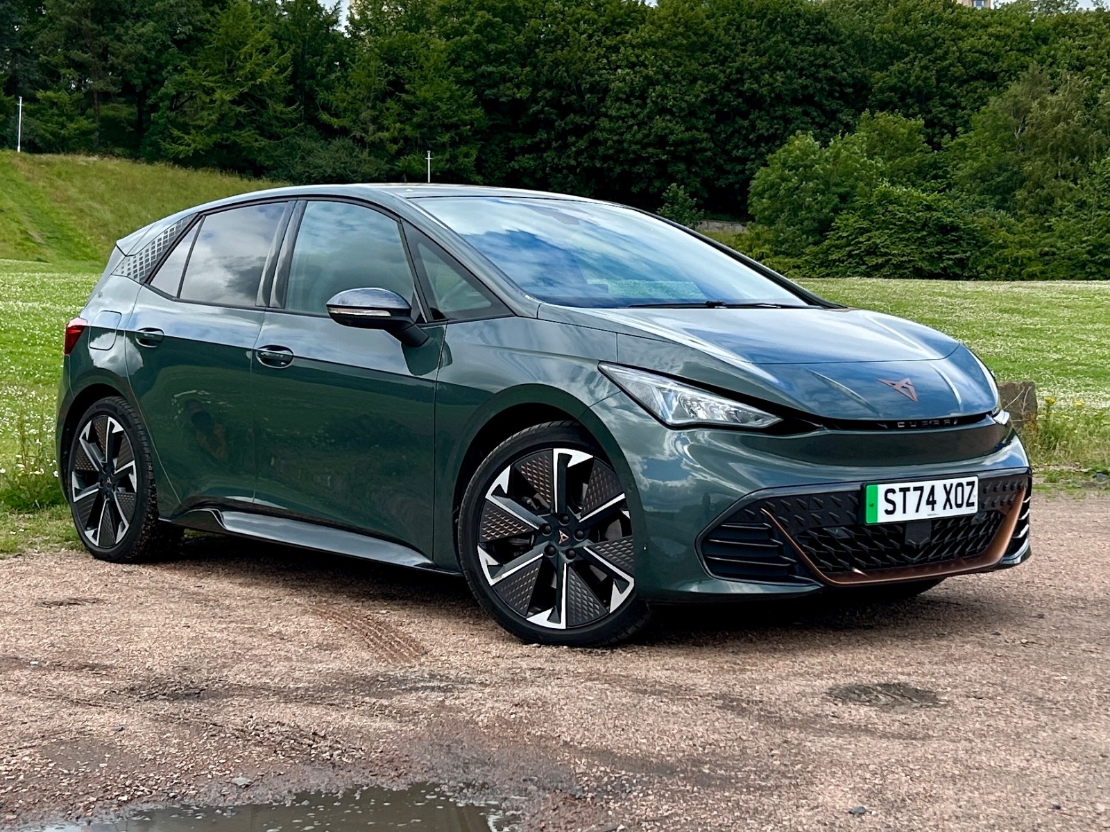 Main listing image - Cupra Born