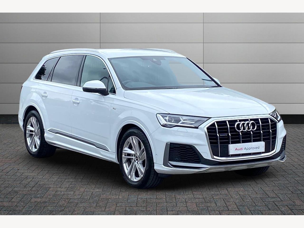 Main listing image - Audi Q7
