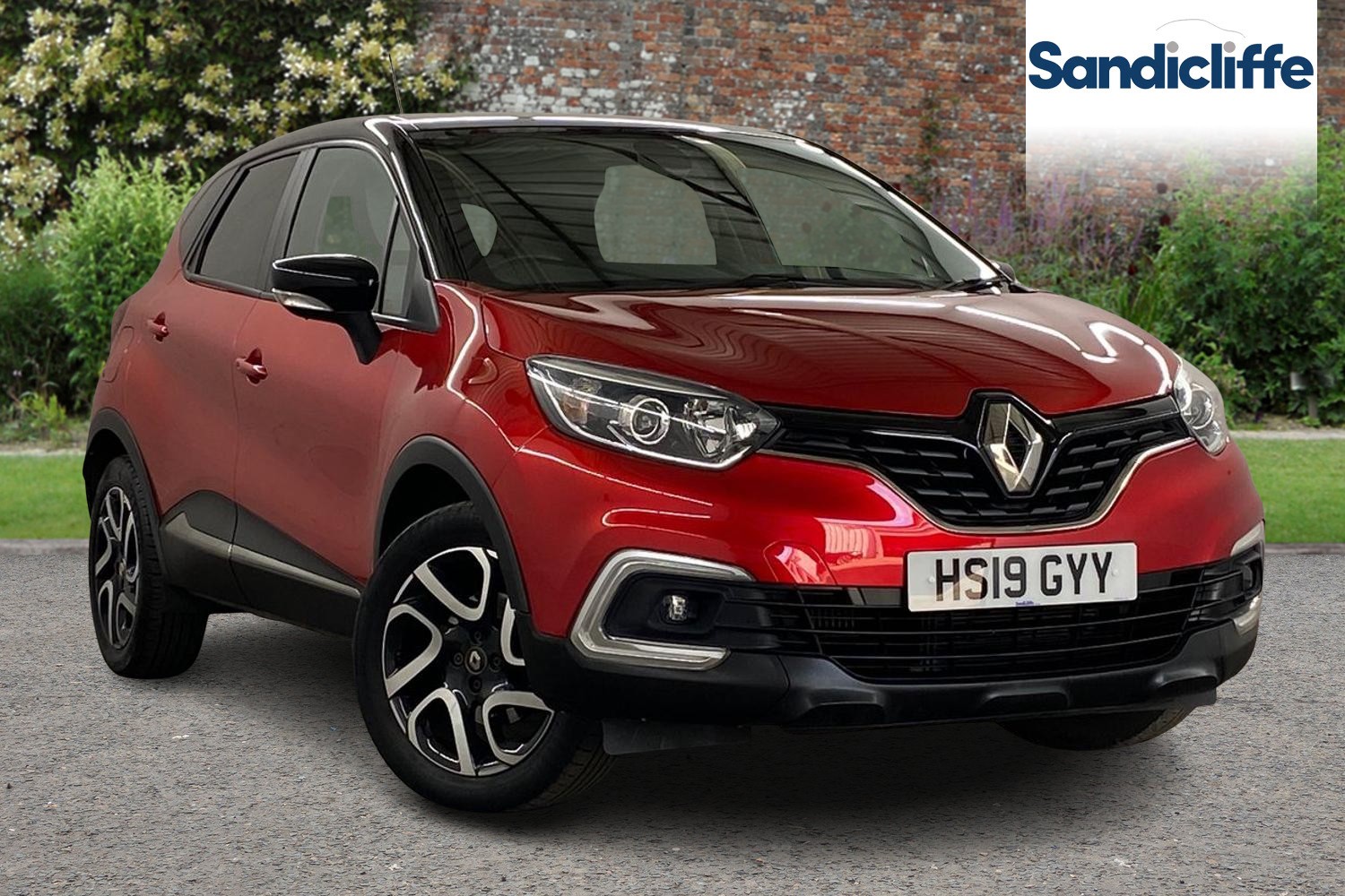 Main listing image - Renault Captur