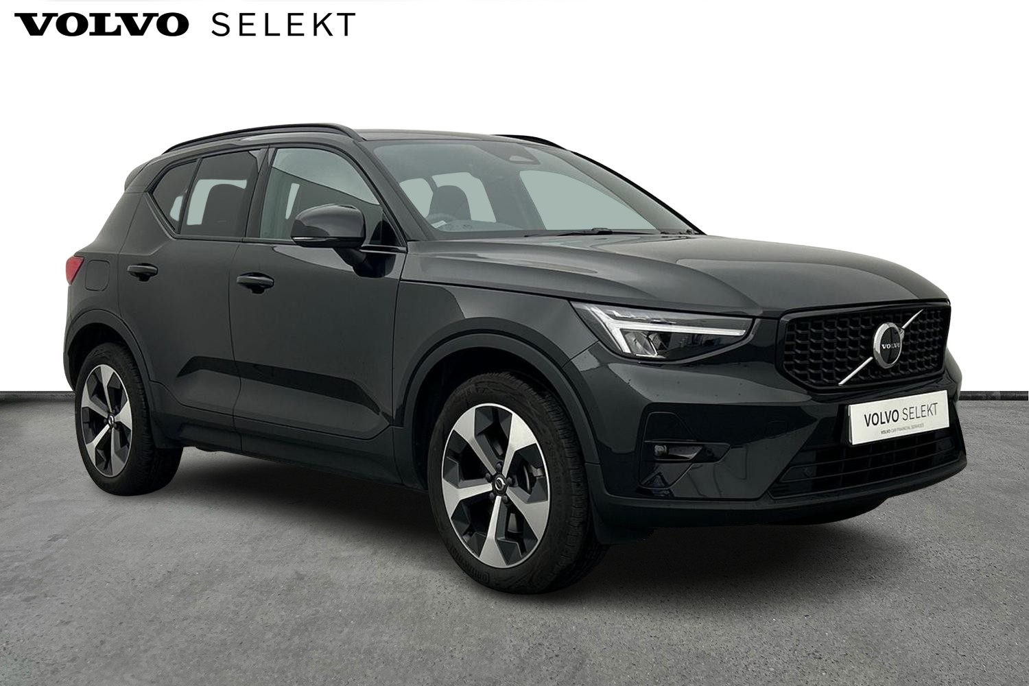 Main listing image - Volvo XC40