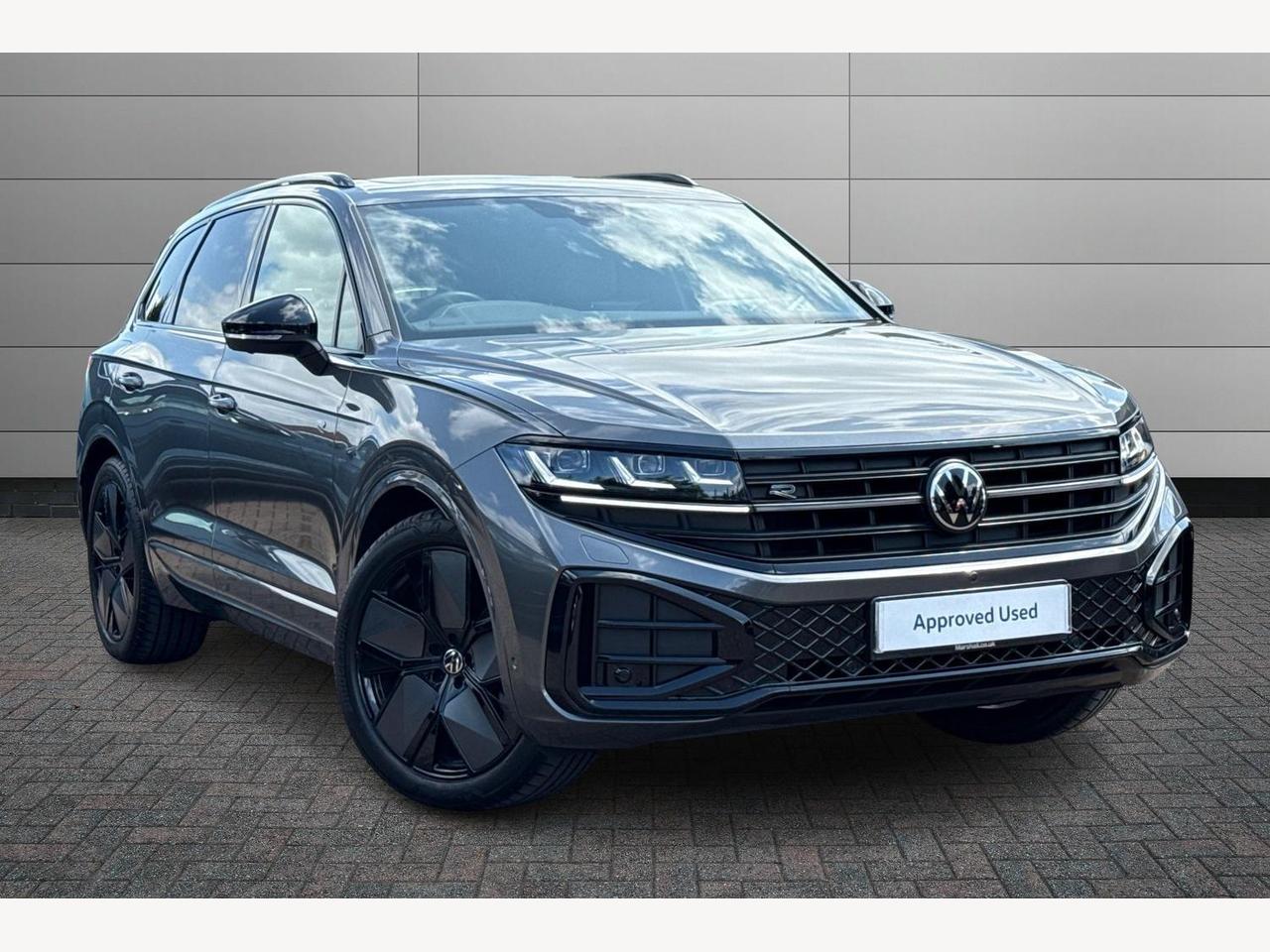 Main listing image - Volkswagen Touareg
