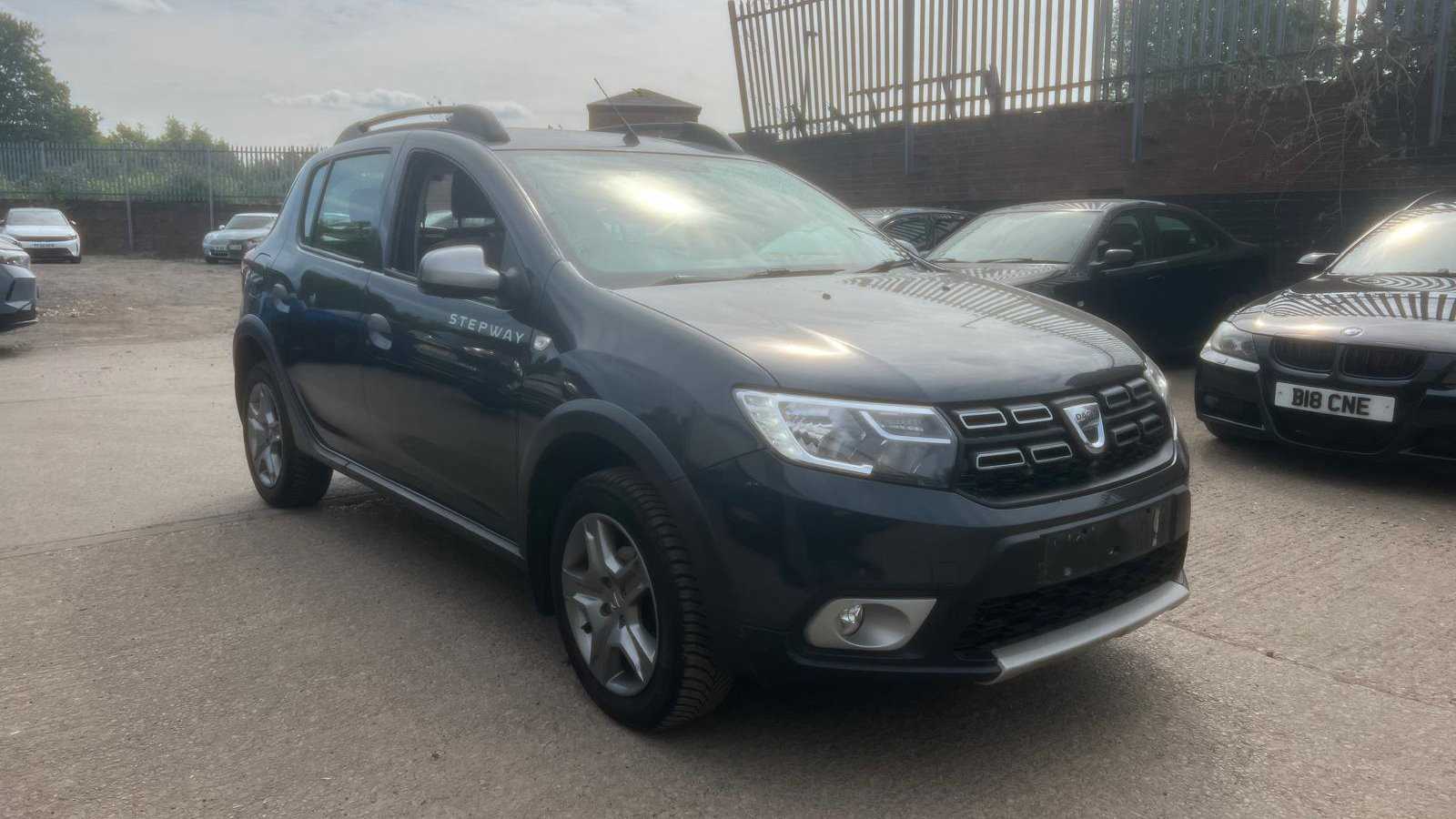 Main listing image - Dacia Sandero Stepway