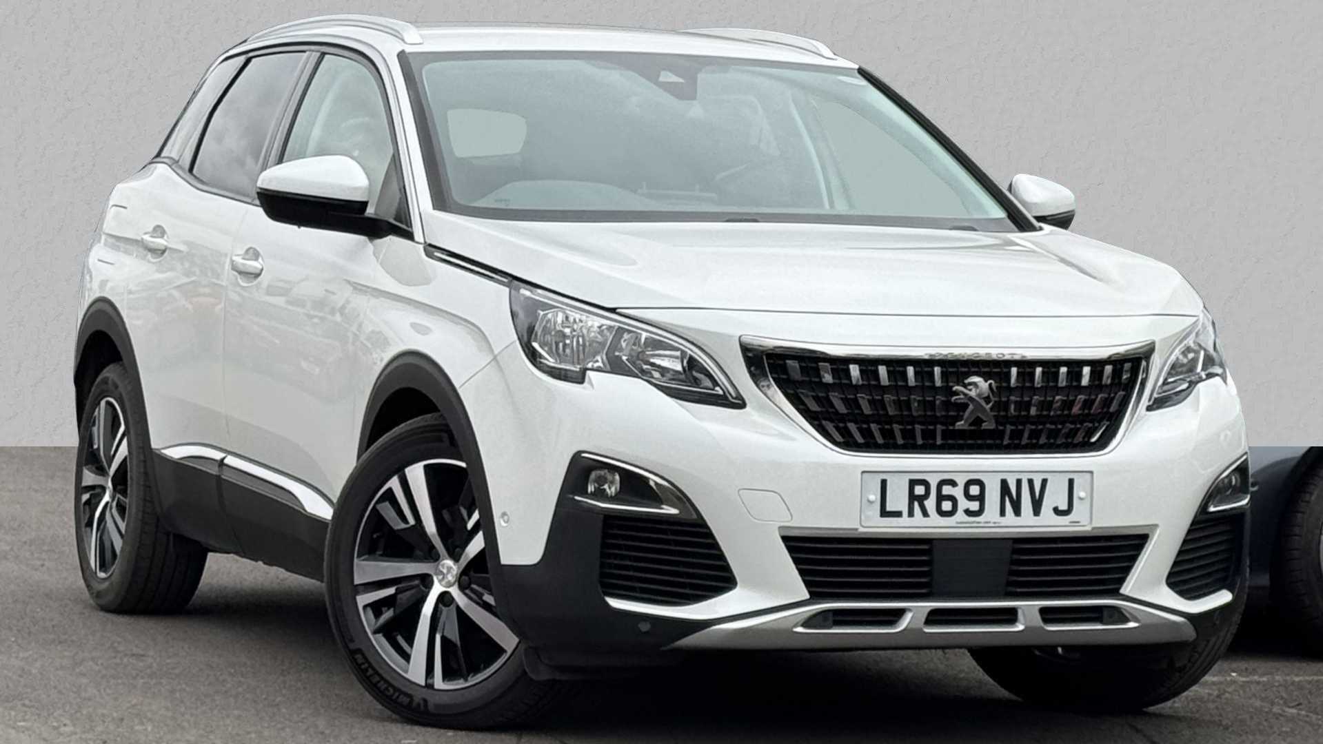 Main listing image - Peugeot 3008