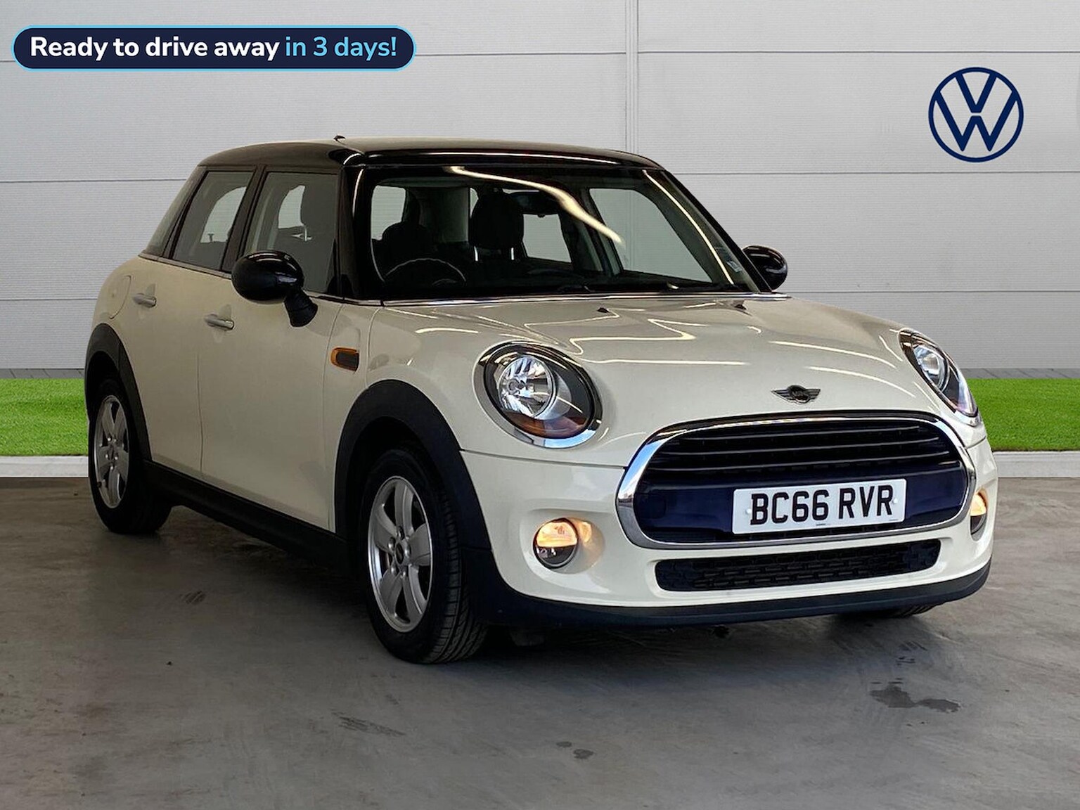 Main listing image - MINI Hatchback 5dr