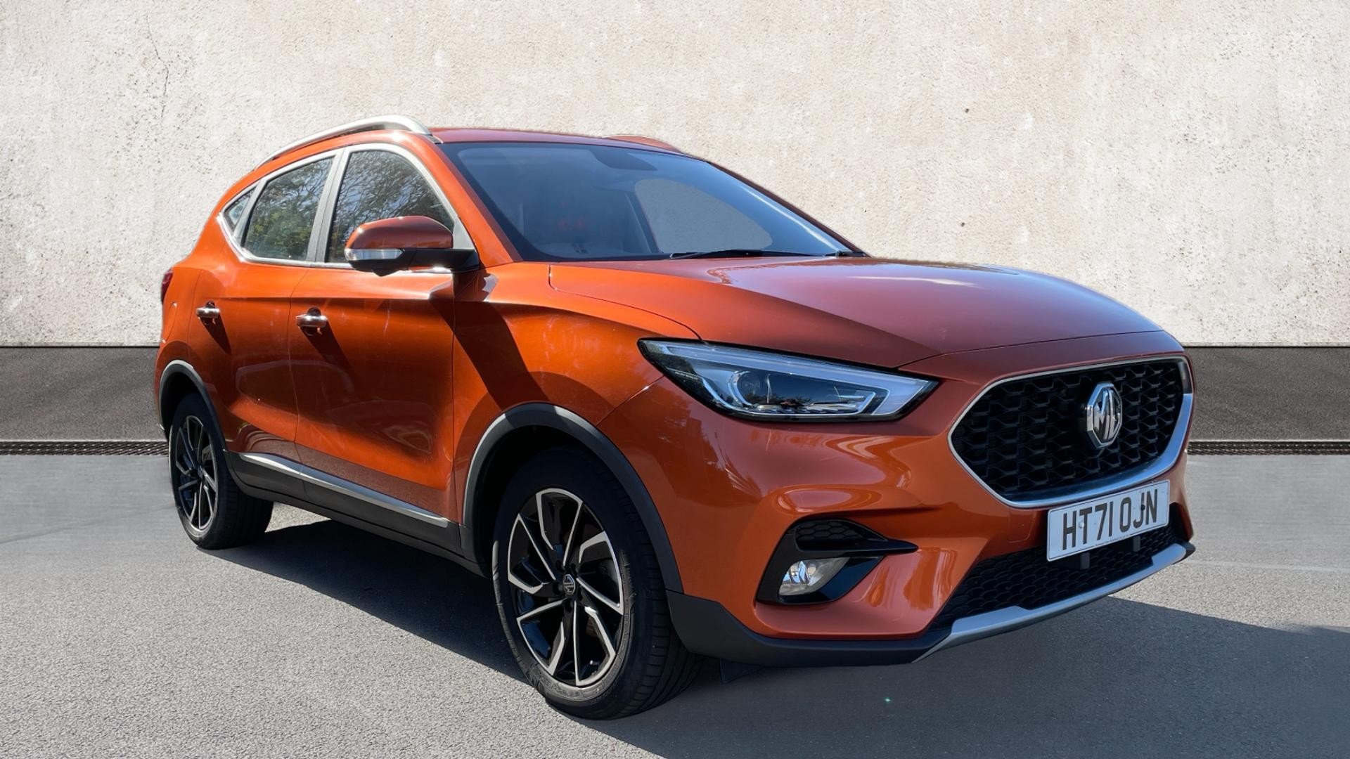 Main listing image - MG ZS