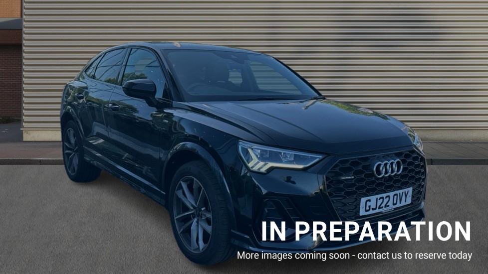 Main listing image - Audi Q3
