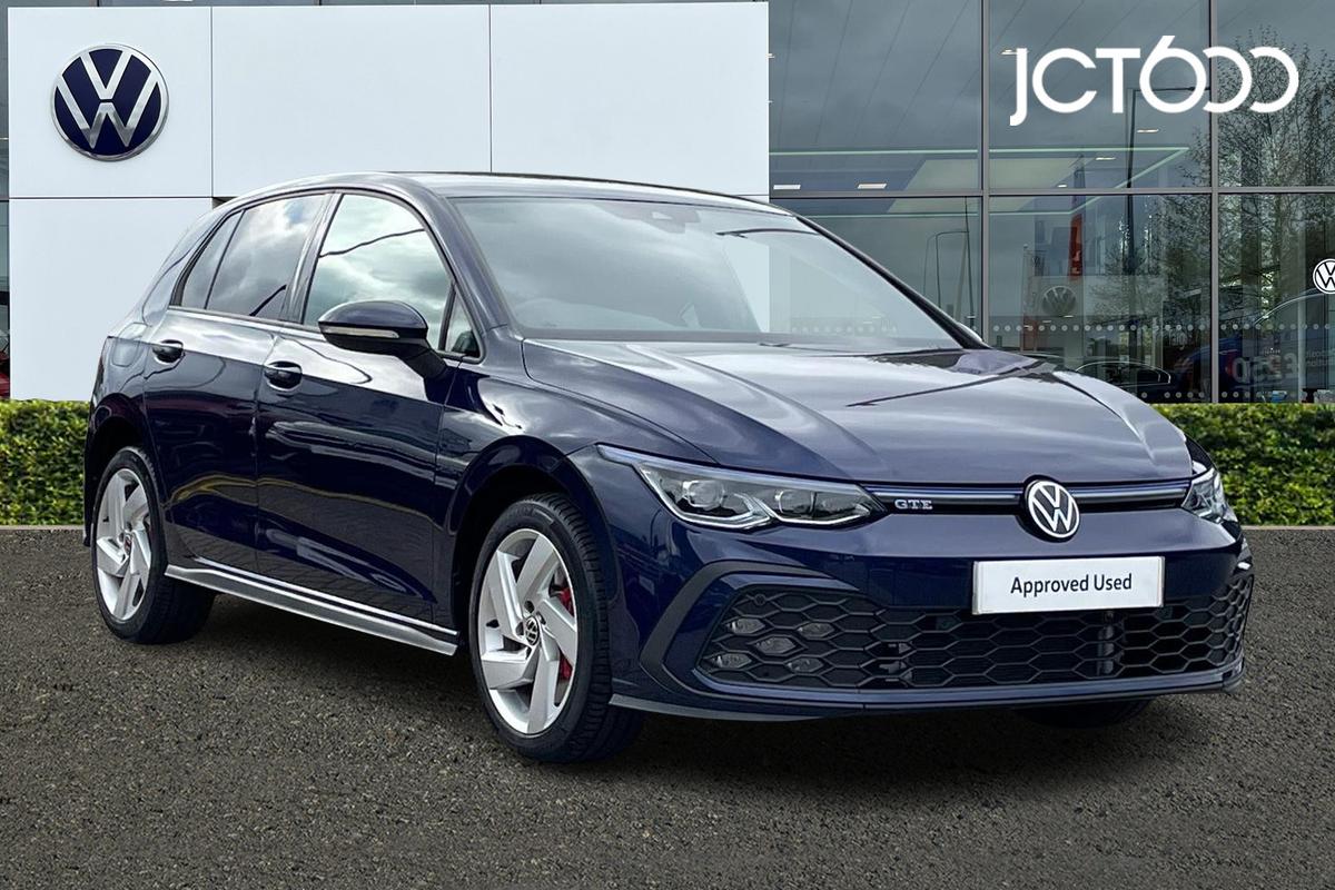 Main listing image - Volkswagen Golf GTE