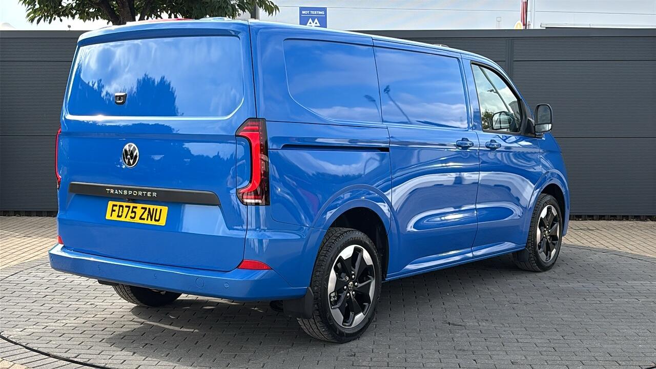 Main listing image - Volkswagen Transporter