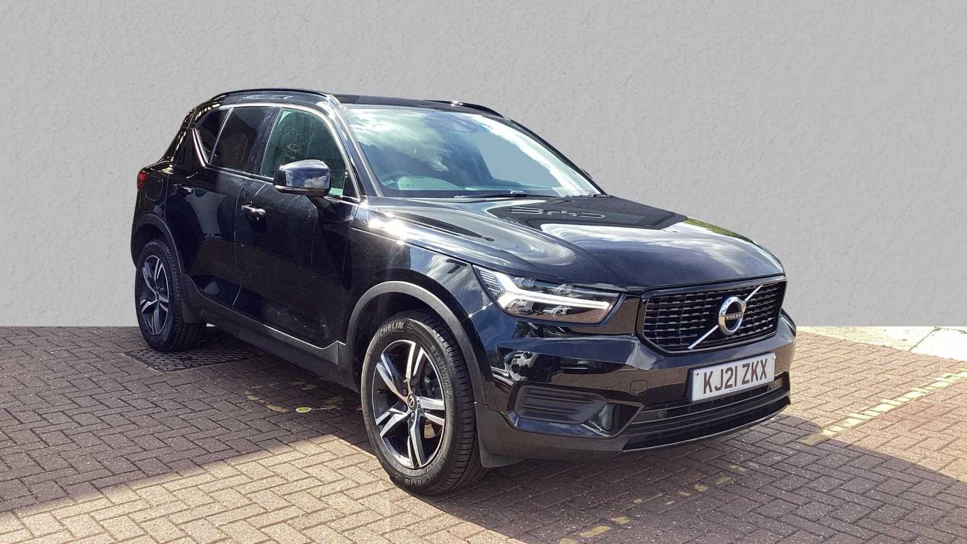 Main listing image - Volvo XC40