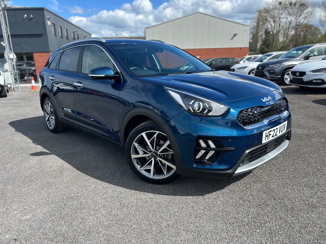 Main listing image - Kia Niro