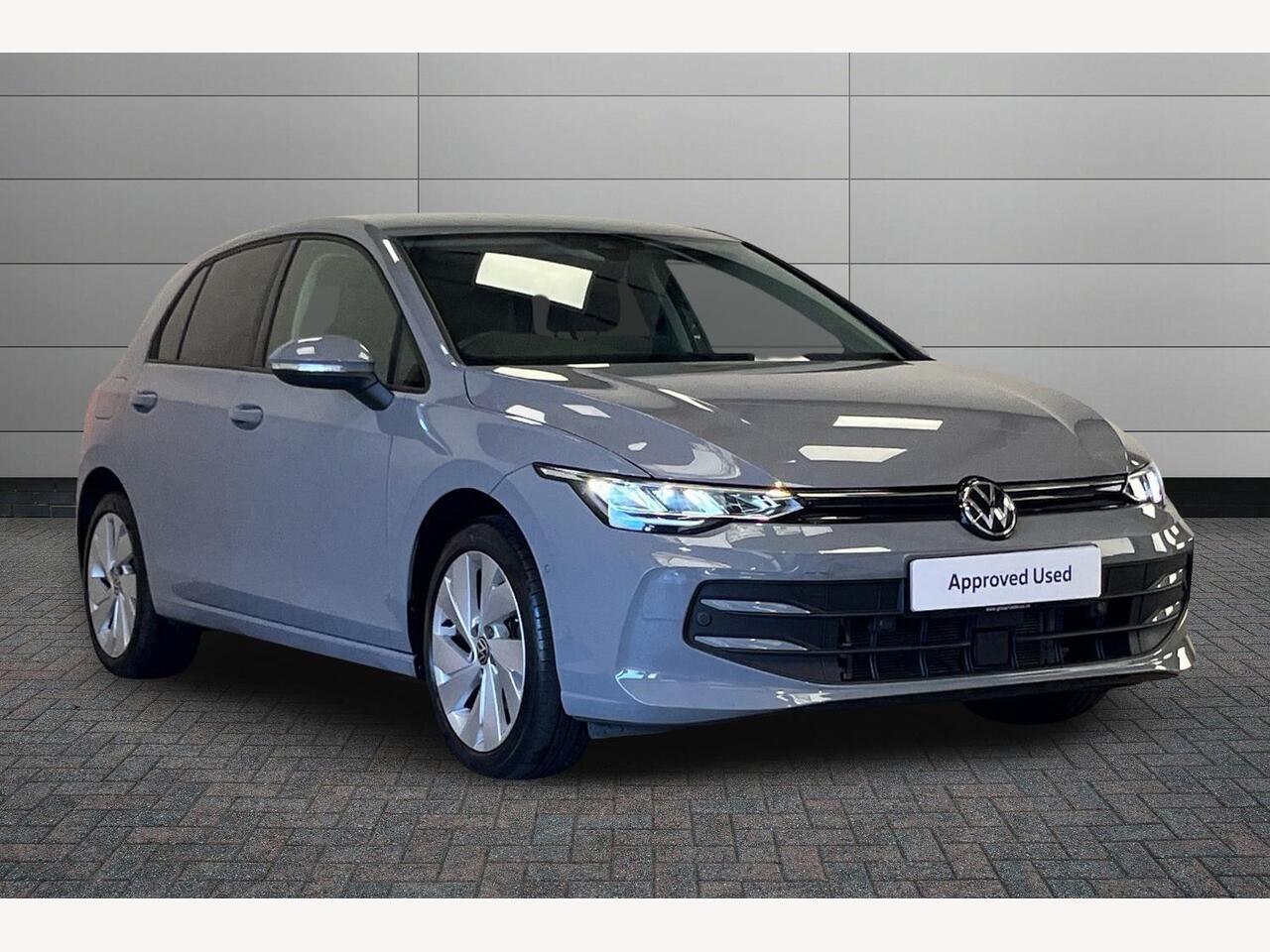 Main listing image - Volkswagen Golf