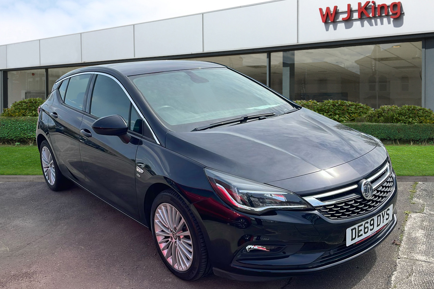Main listing image - Vauxhall Astra