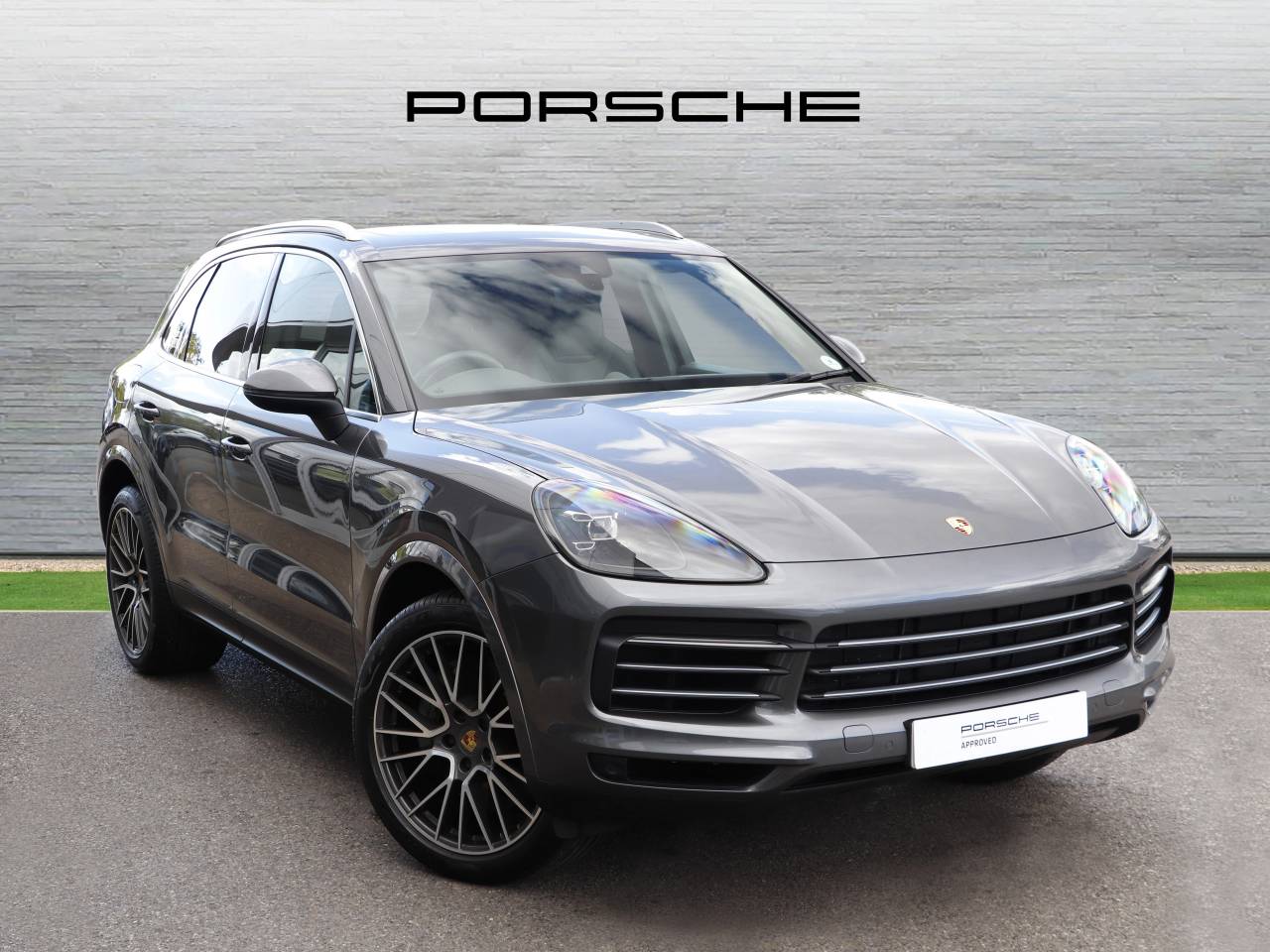Main listing image - Porsche Cayenne