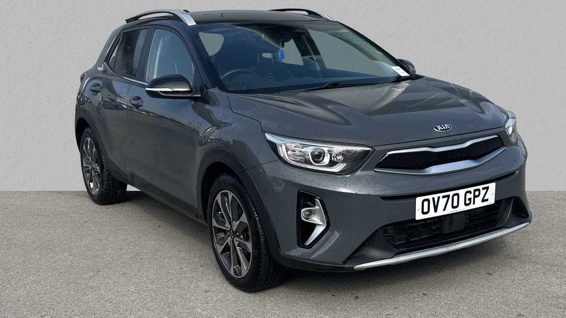 Main listing image - Kia Stonic