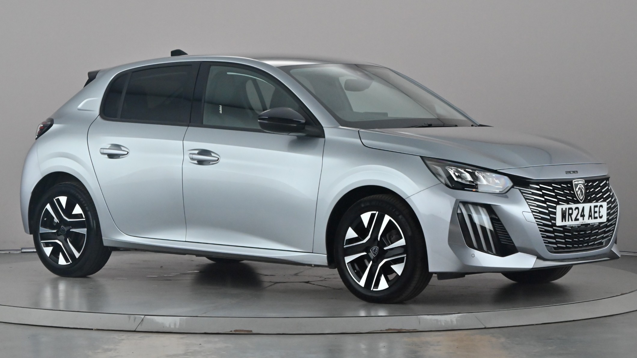 Main listing image - Peugeot 208