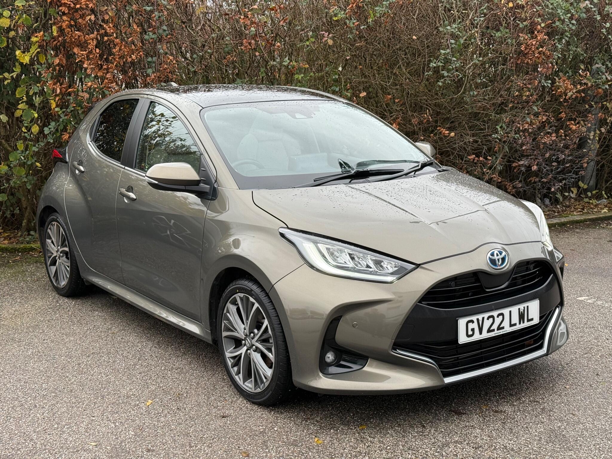 Main listing image - Toyota Yaris