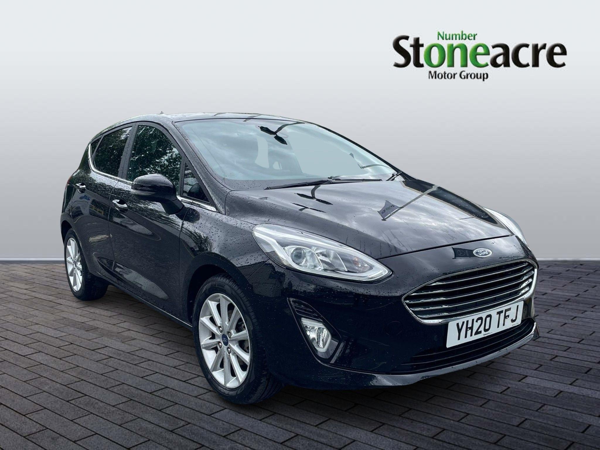 Main listing image - Ford Fiesta