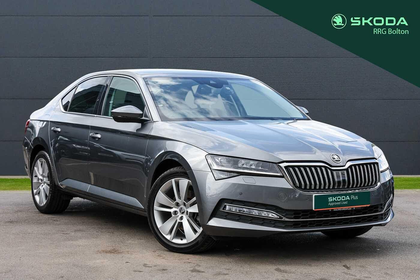 Main listing image - Skoda Superb