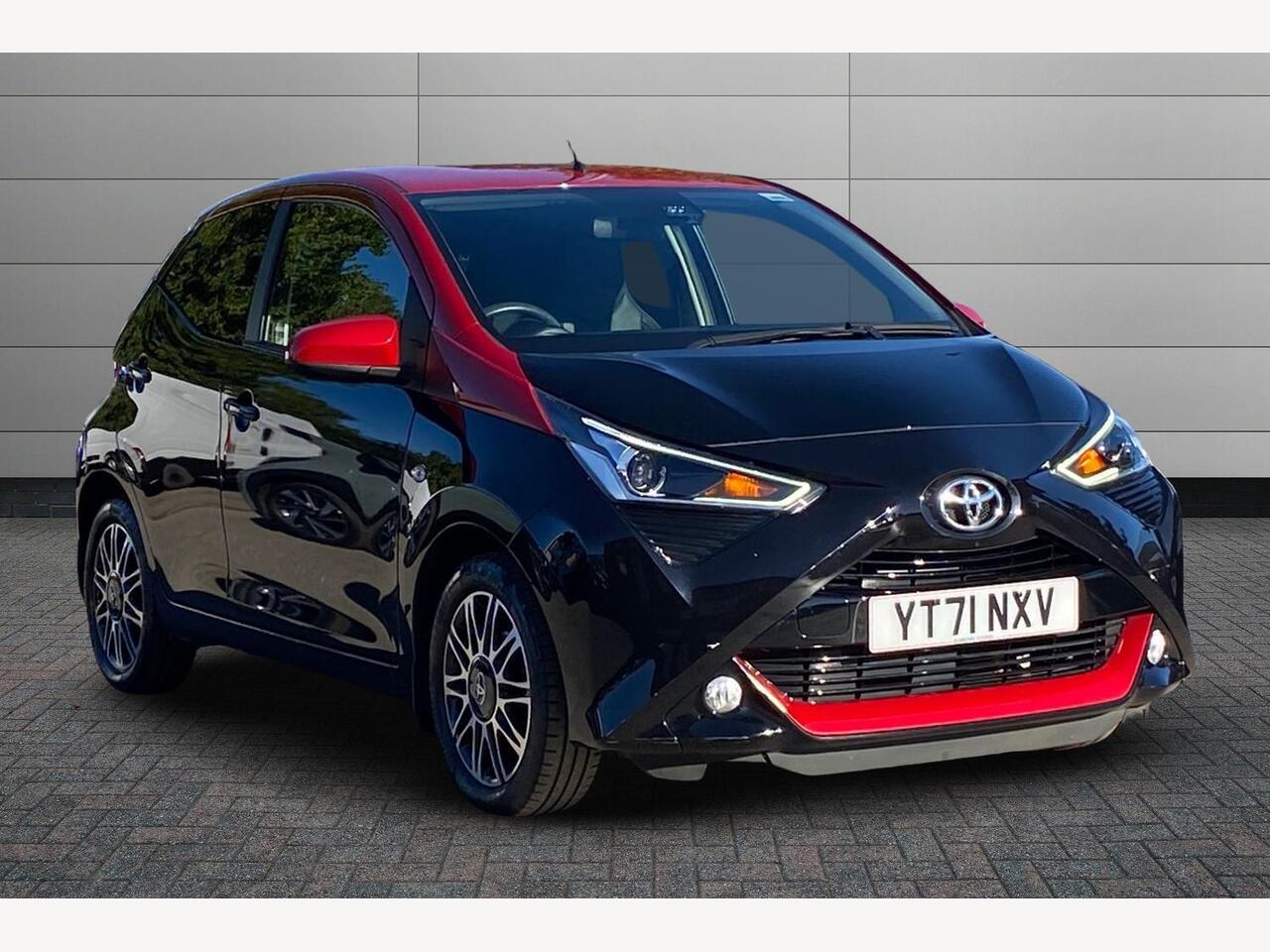 Main listing image - Toyota Aygo