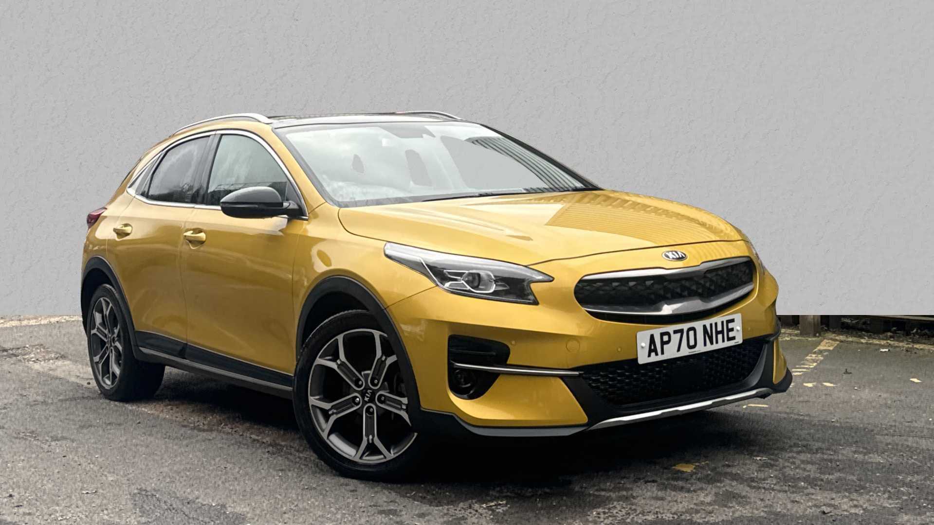 Main listing image - Kia XCeed