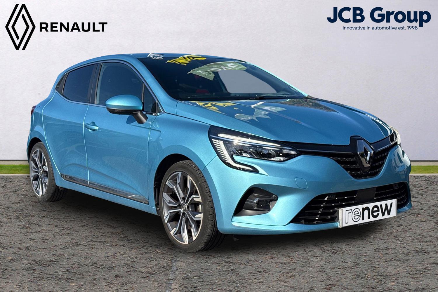 Main listing image - Renault Clio