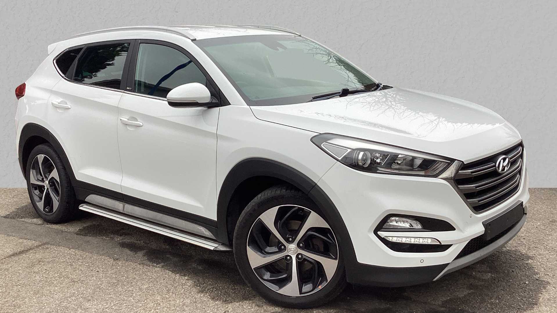 Main listing image - Hyundai Tucson