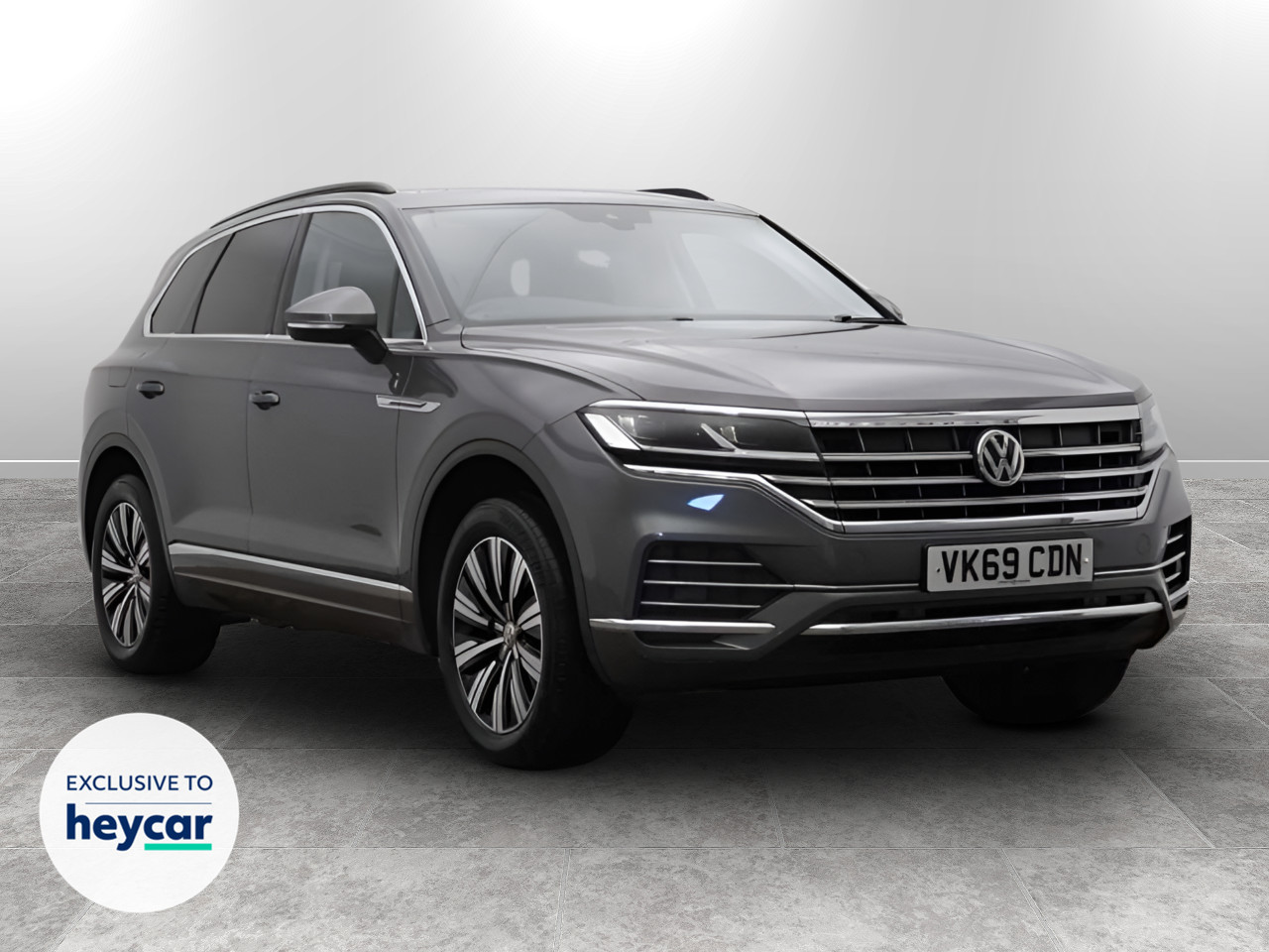 Main listing image - Volkswagen Touareg