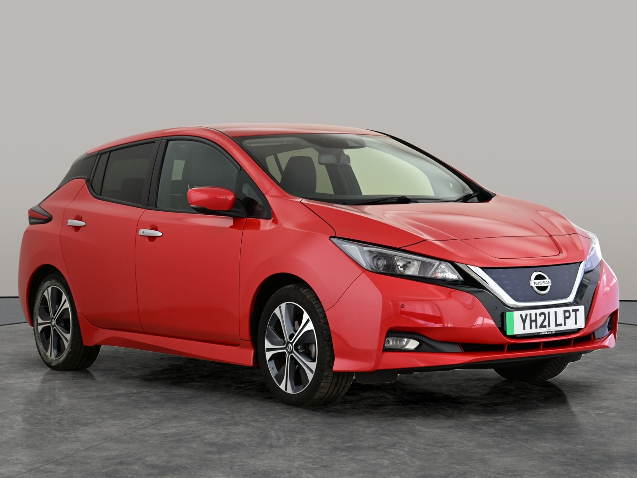 Main listing image - Nissan Leaf