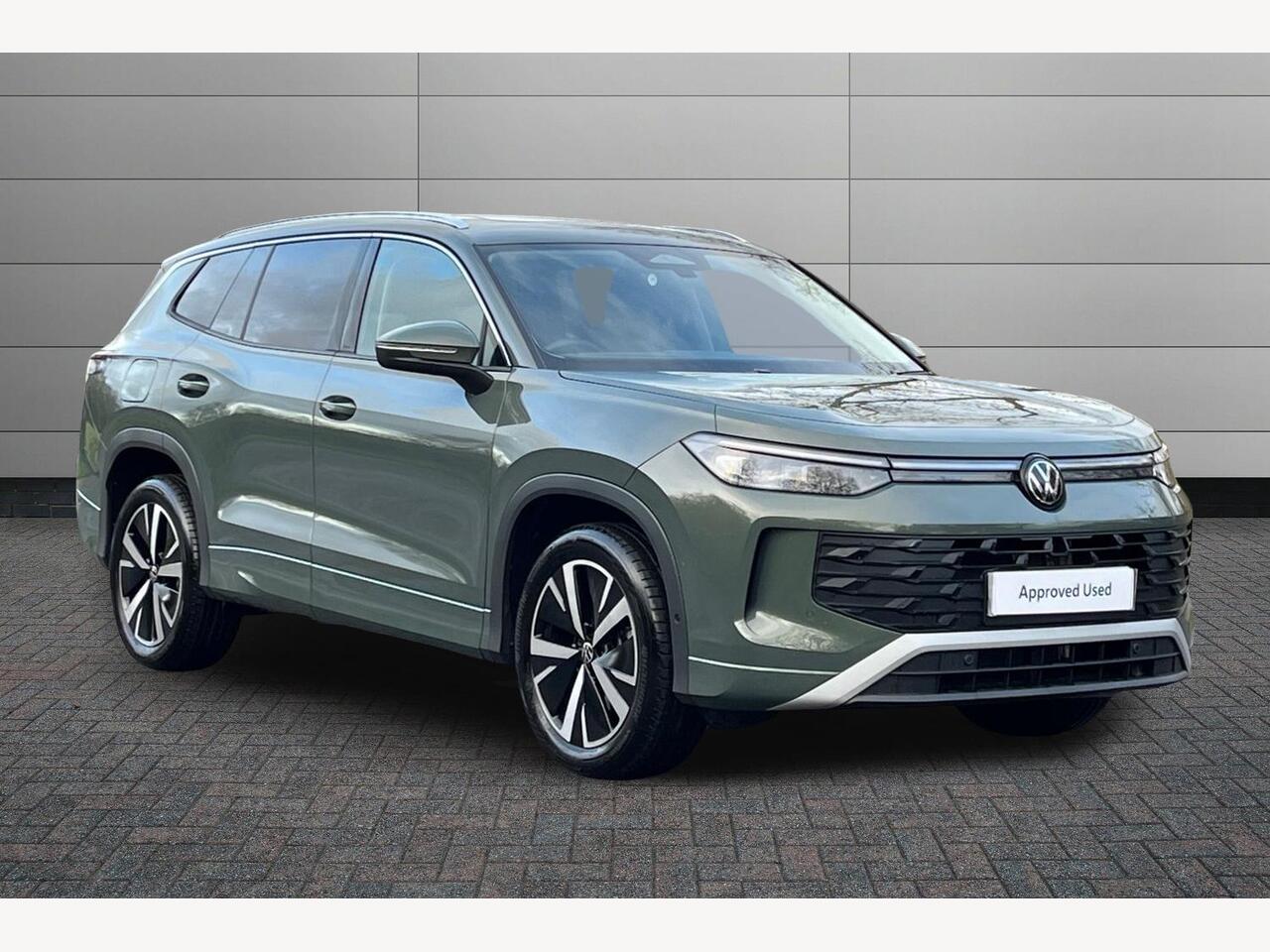 Main listing image - Volkswagen Tayron