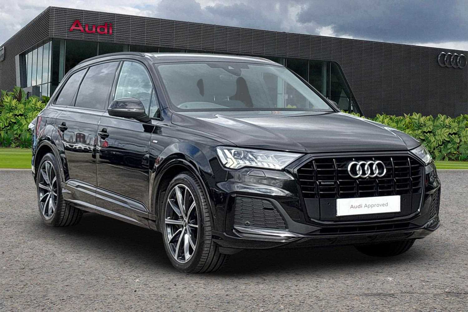 Main listing image - Audi Q7