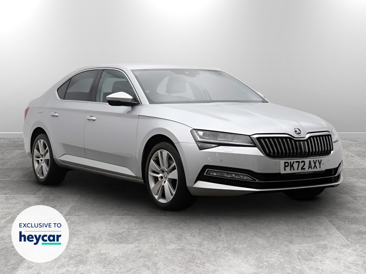 Main listing image - Skoda Superb