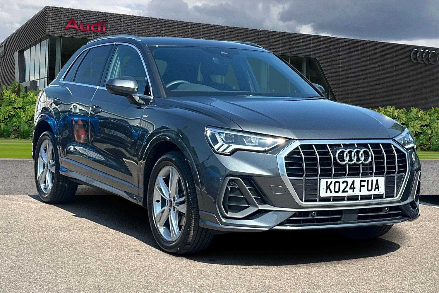 Main listing image - Audi Q3