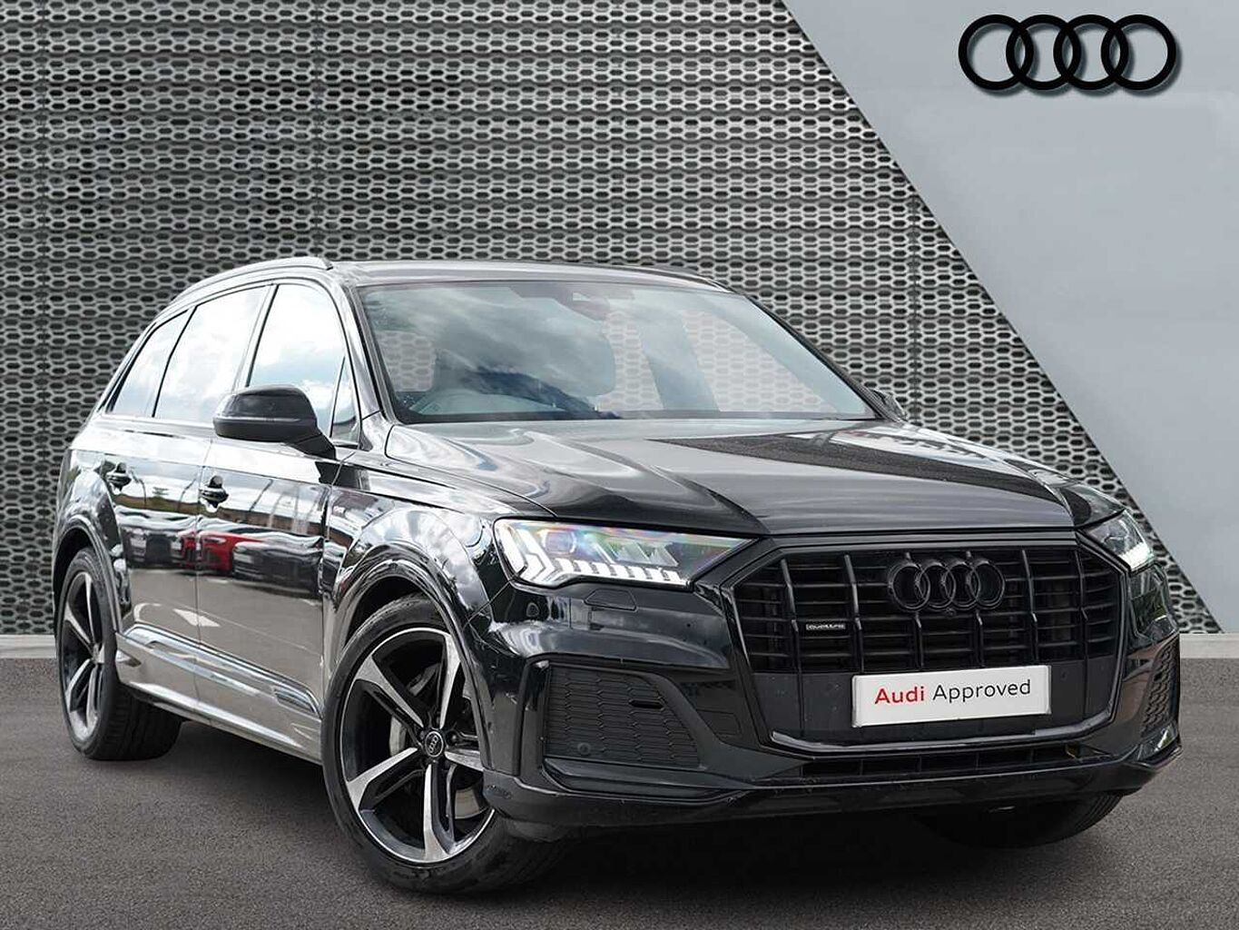 Main listing image - Audi Q7