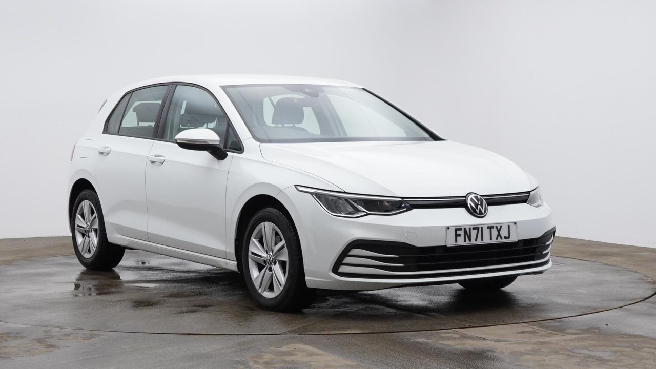 Main listing image - Volkswagen Golf