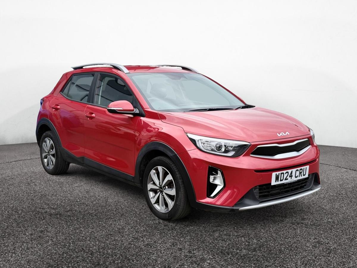 Main listing image - Kia Stonic