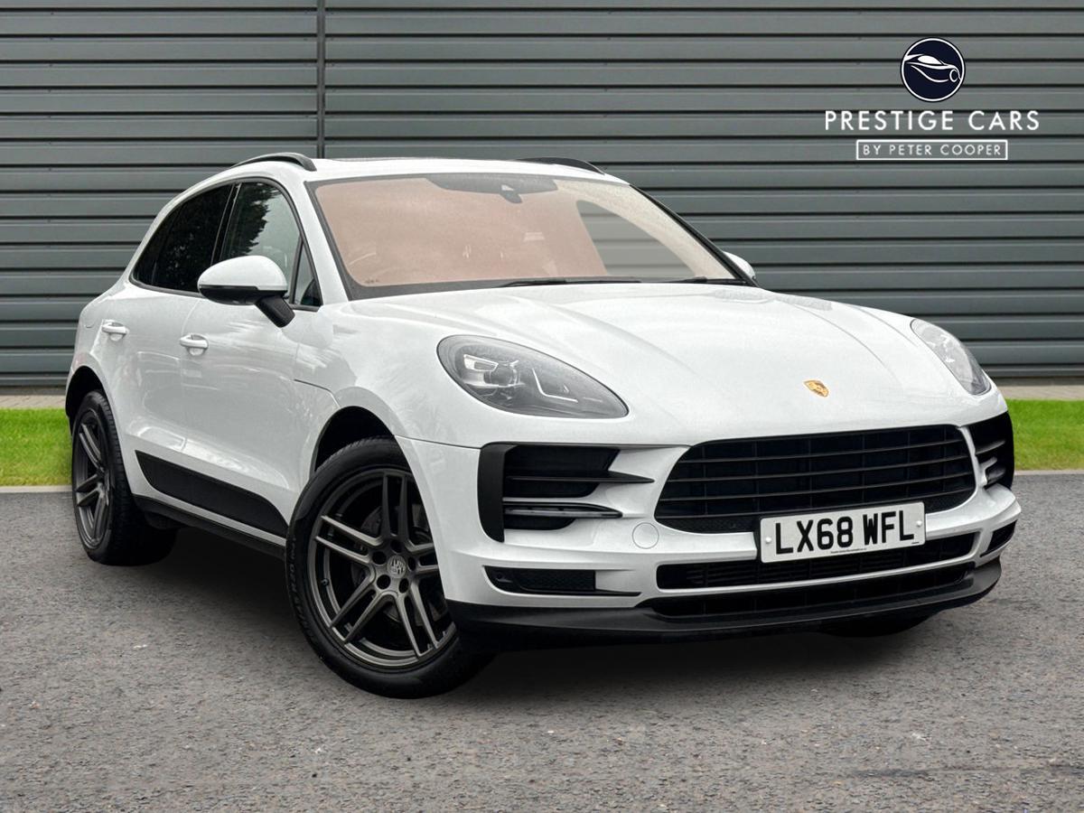 Main listing image - Porsche Macan