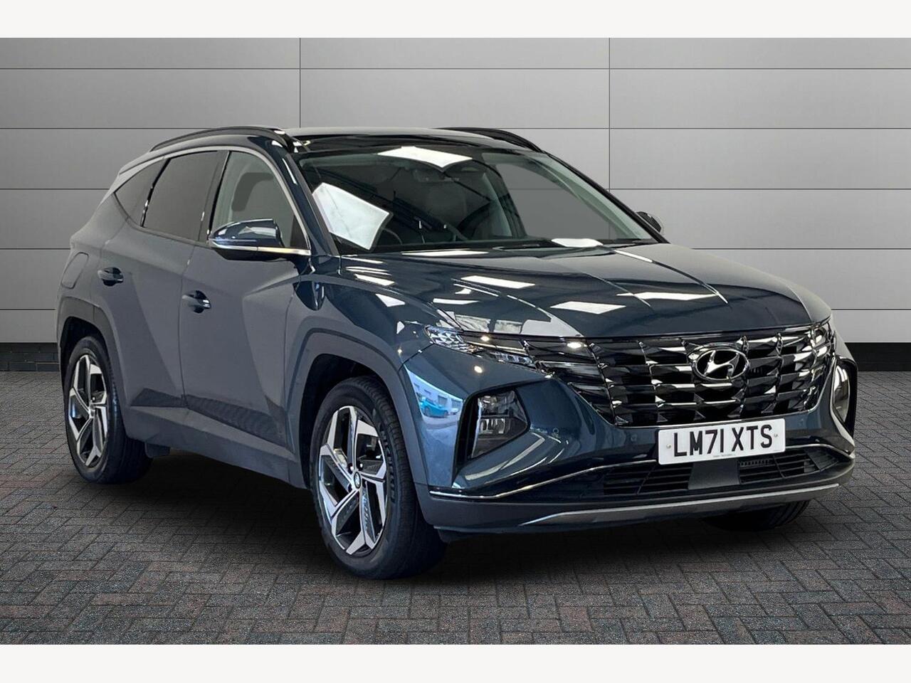 Main listing image - Hyundai Tucson