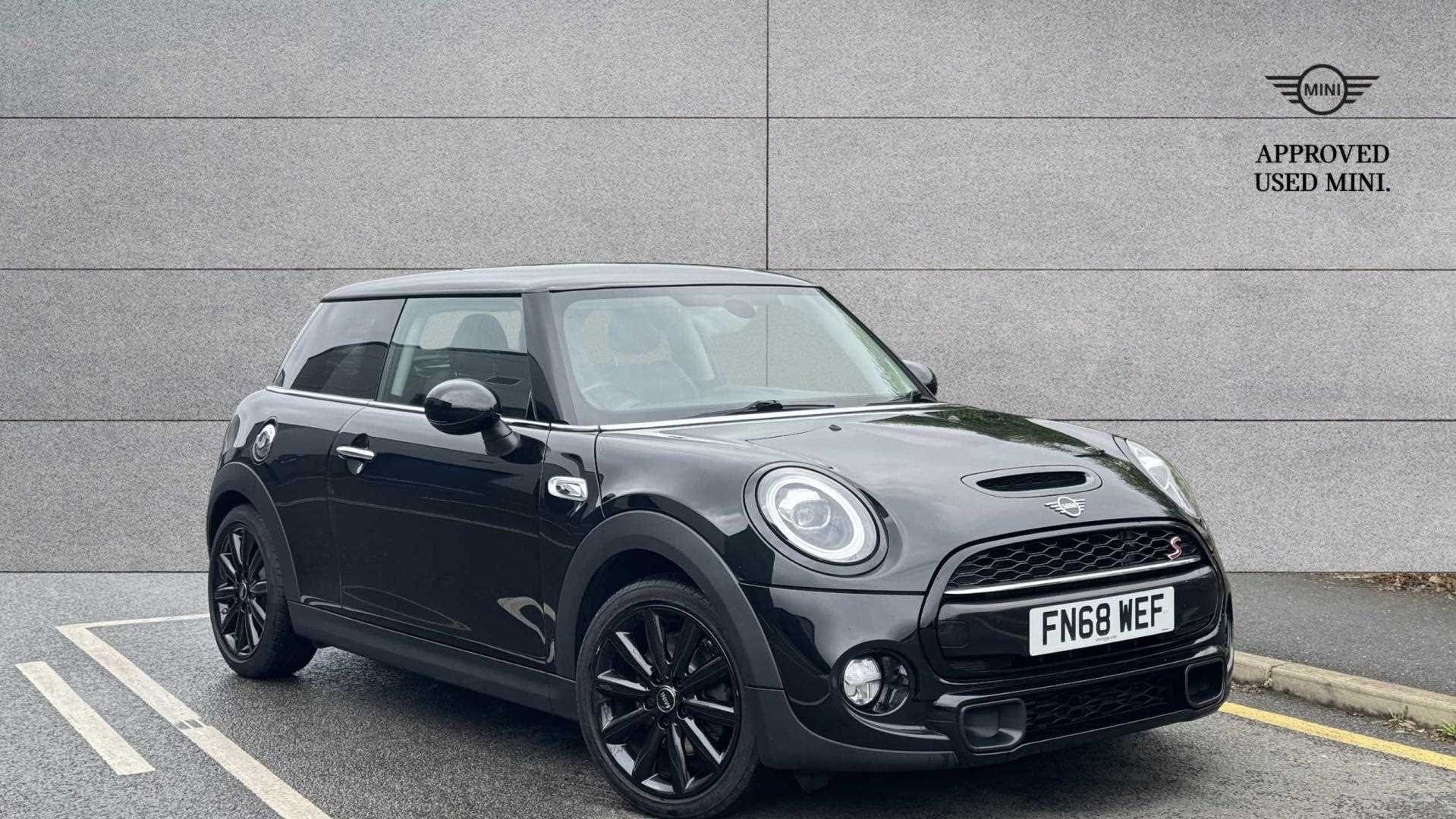 Main listing image - MINI Hatchback