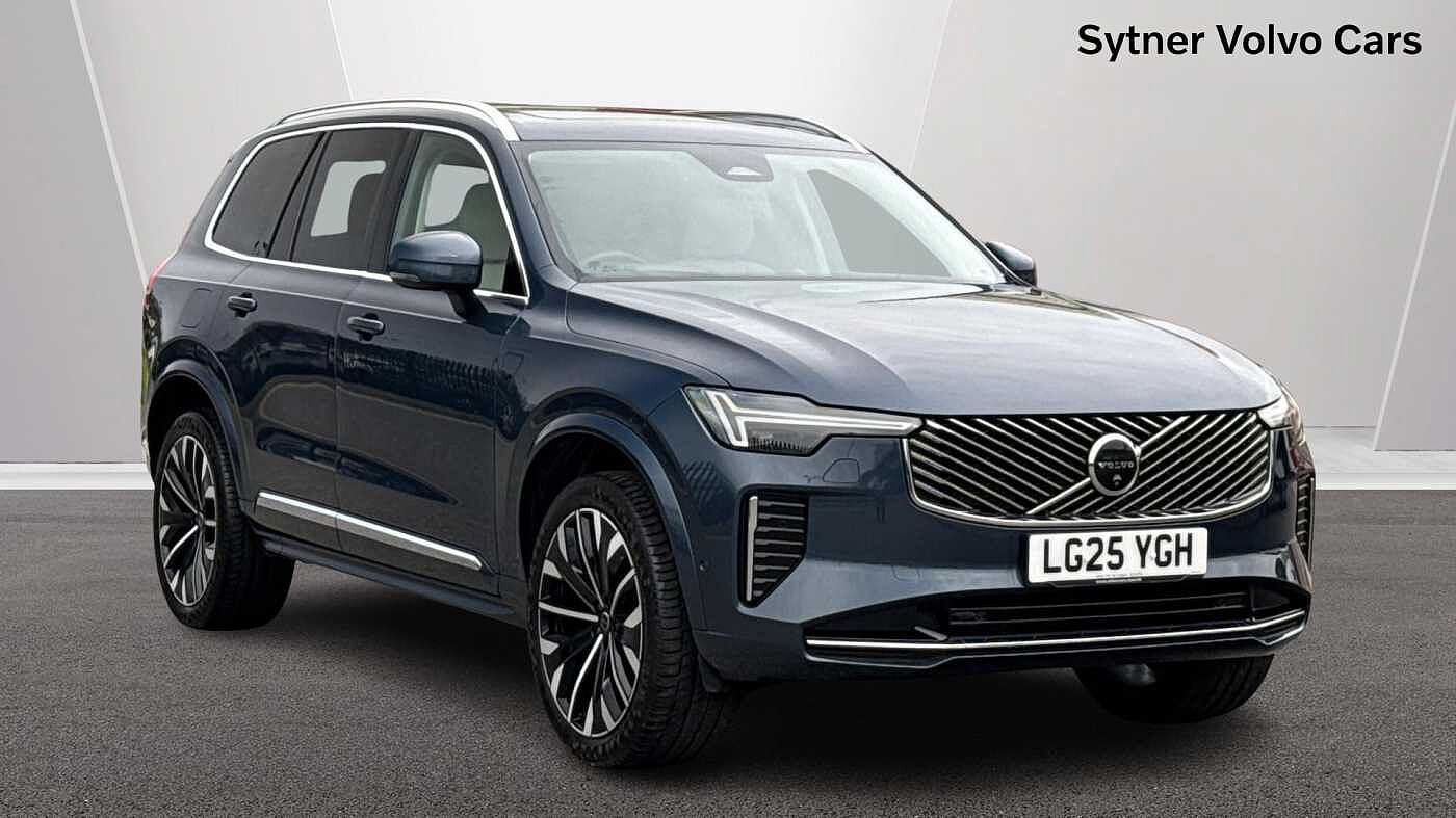 Main listing image - Volvo XC90