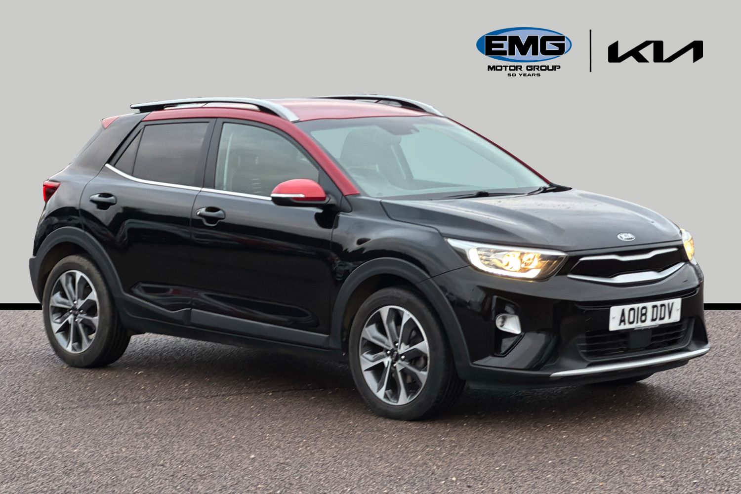 Main listing image - Kia Stonic