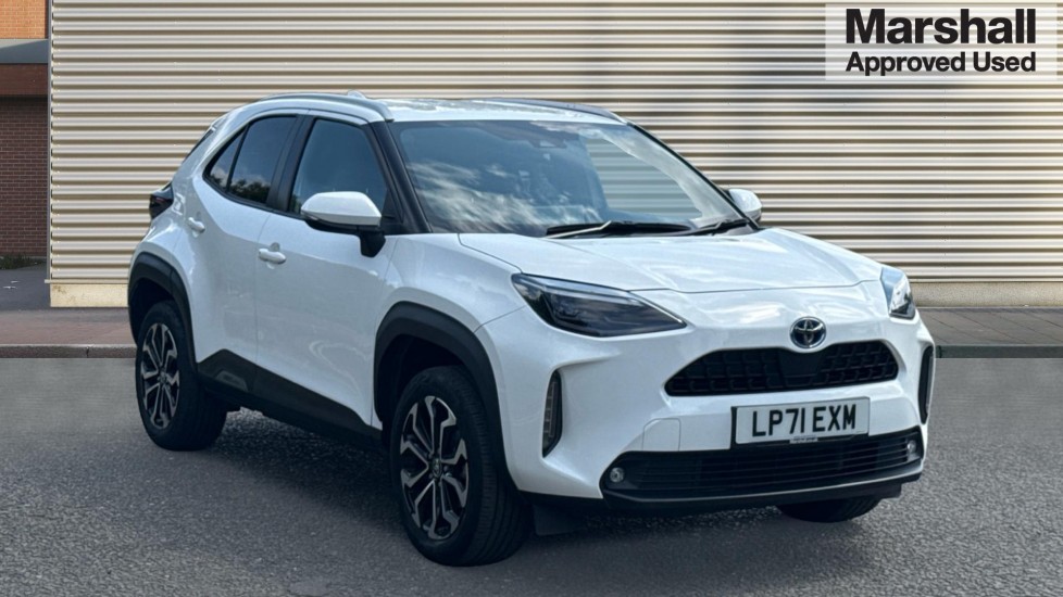 Main listing image - Toyota Yaris Cross
