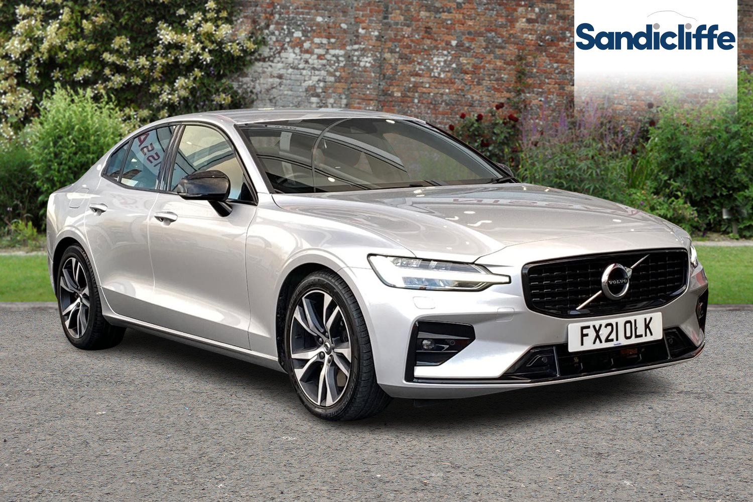 Main listing image - Volvo S60