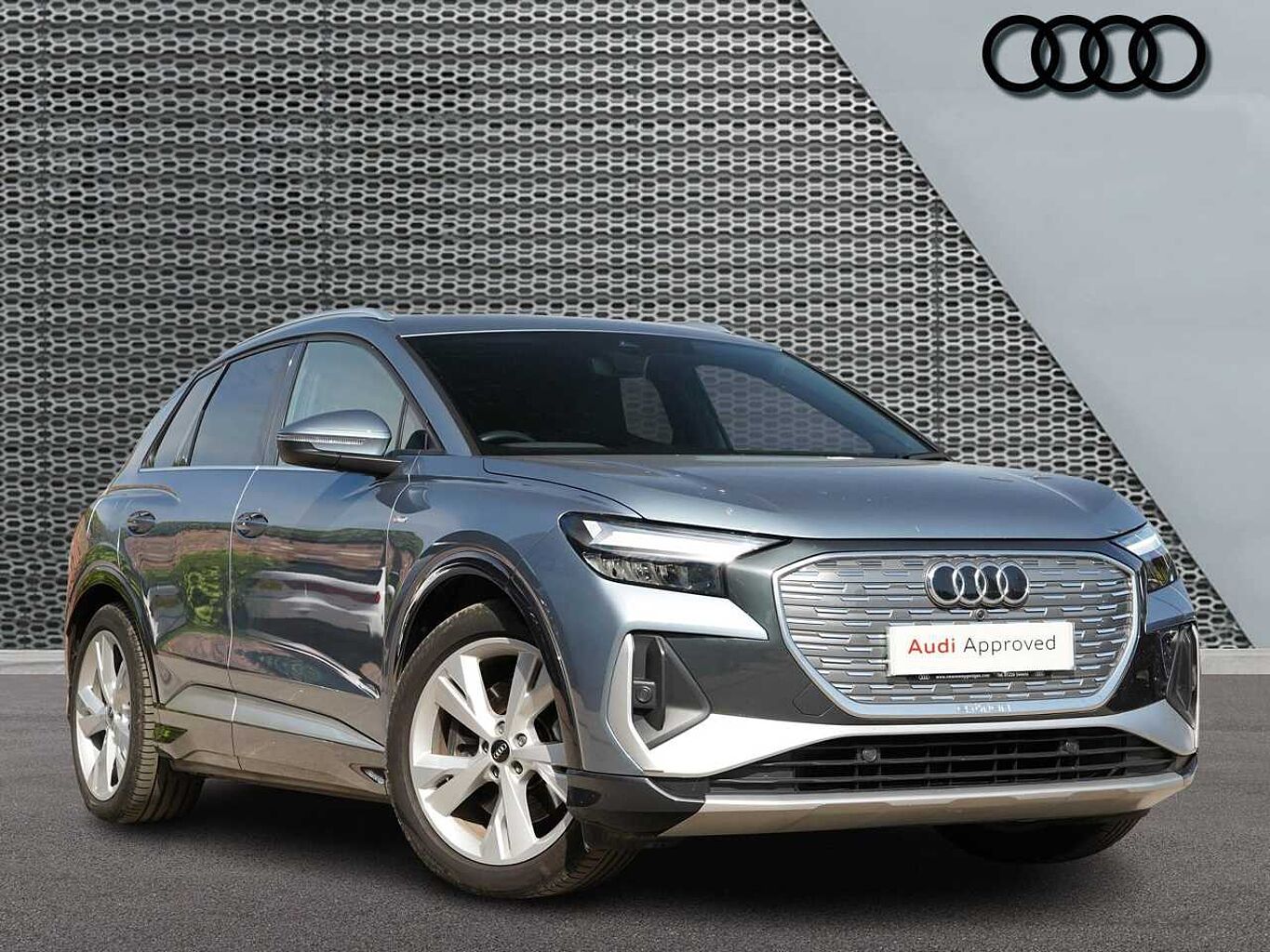 Main listing image - Audi Q4