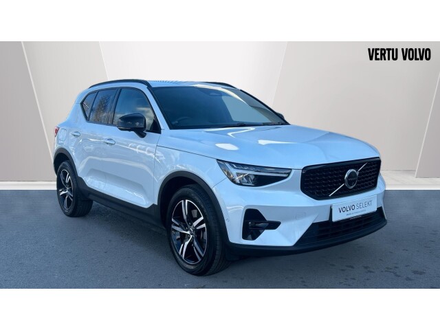 Main listing image - Volvo XC40