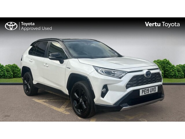Main listing image - Toyota RAV4