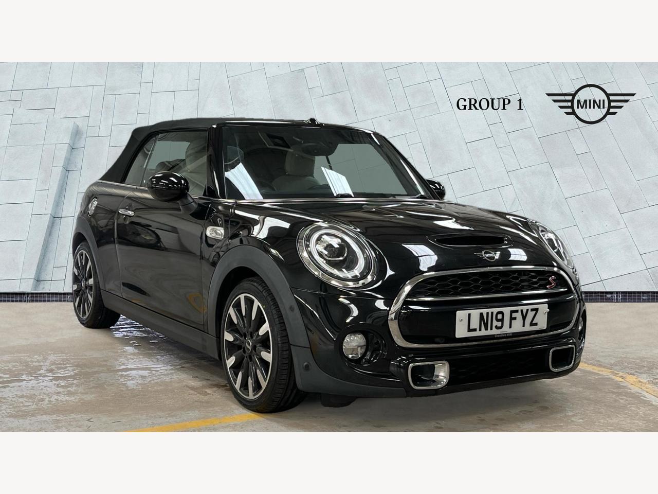 Main listing image - MINI Convertible