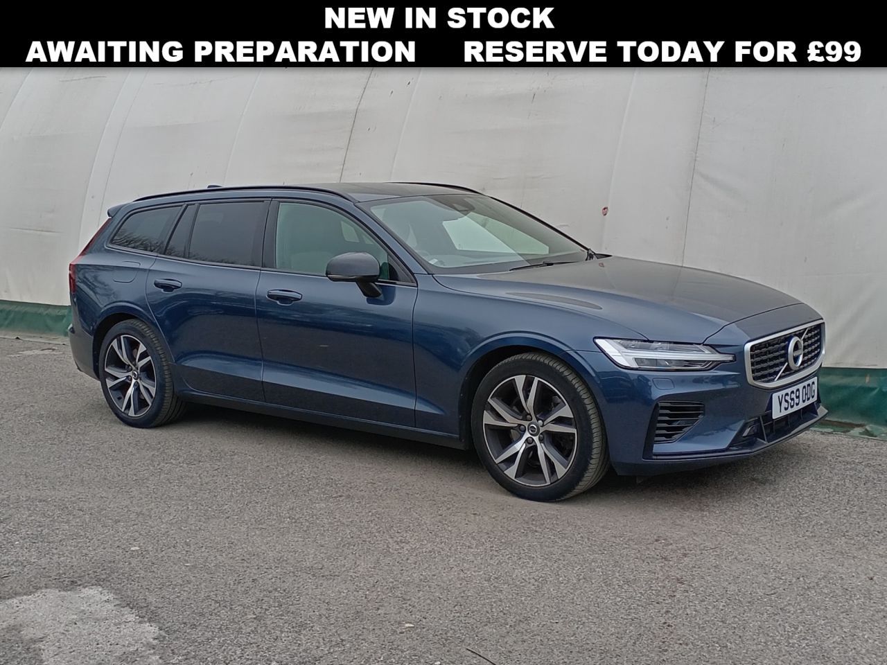 Main listing image - Volvo V60